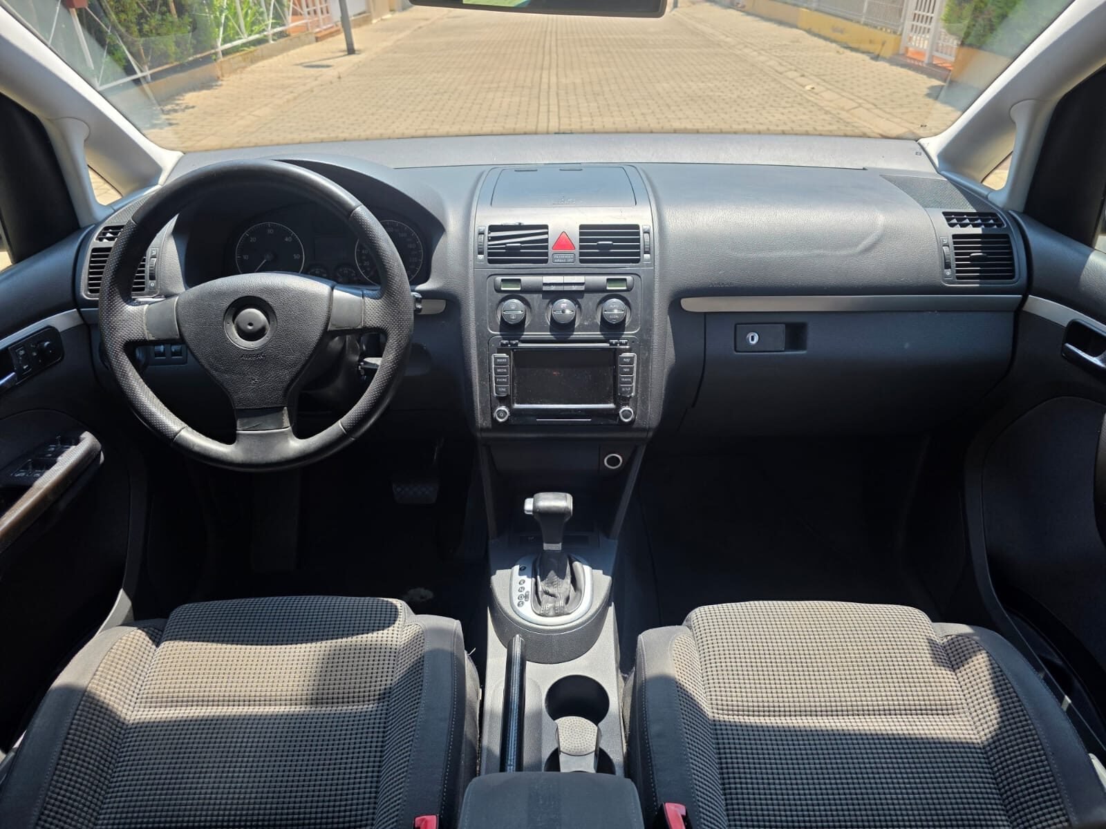 VOLKSWAGEN TOURAN 1.9TDI
