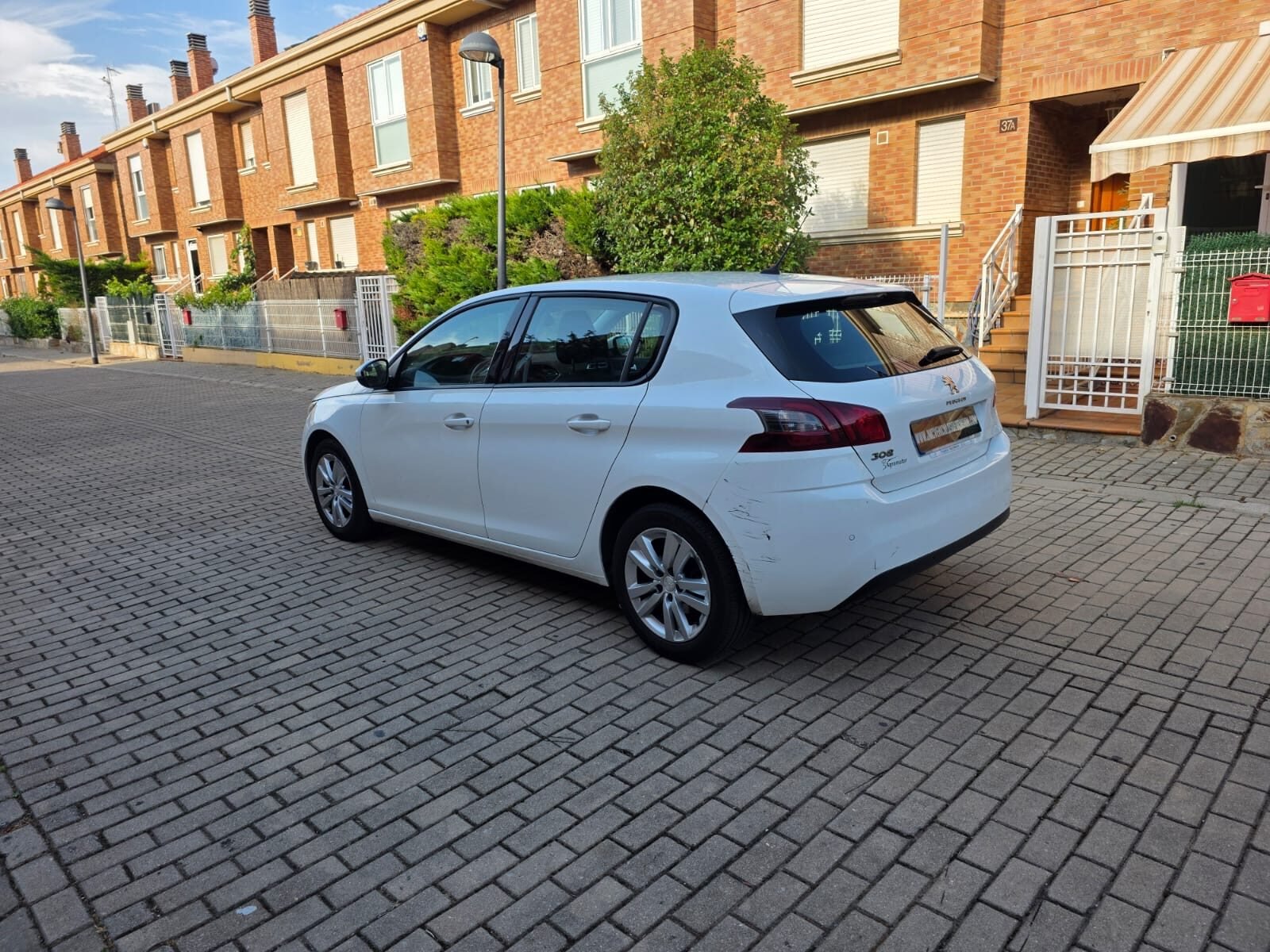 PEUGEOT 308 1.5hdi